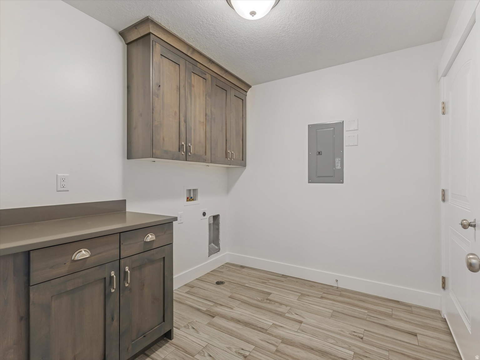 Primary Bath — Soaking Tub & Shower