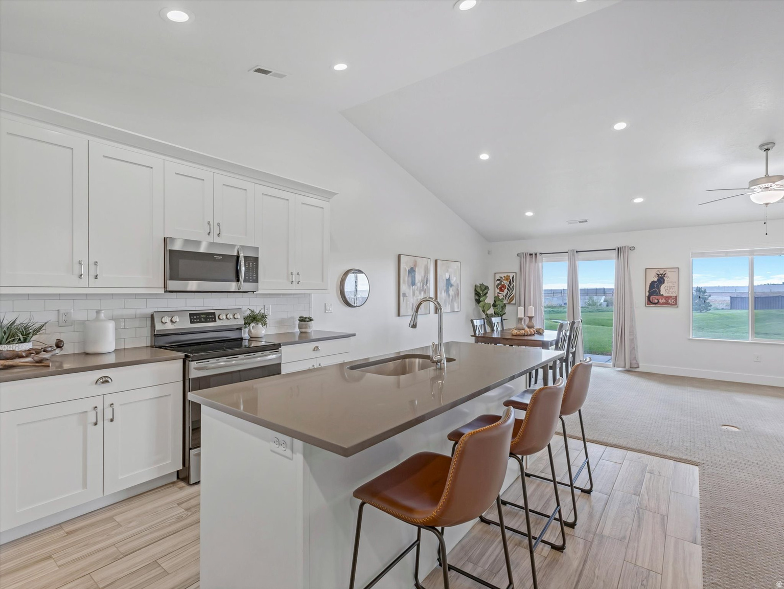 Open Kitchen & Living Area